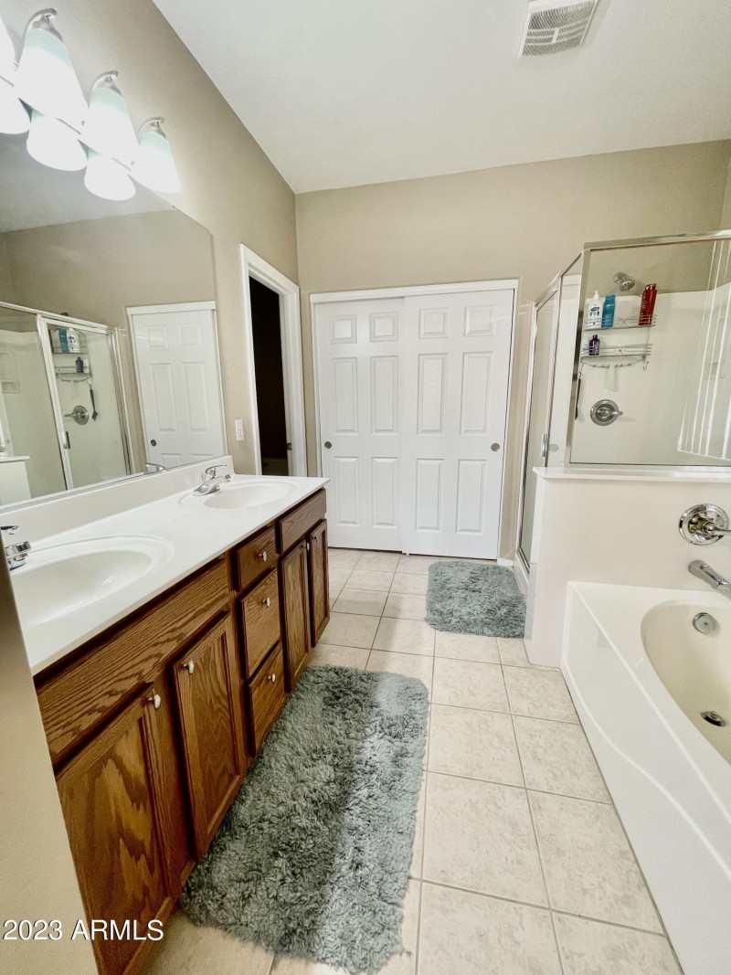 A46526DA-FAC0-429A-B1D8-834DC987825D