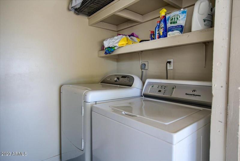 Full Size Laundry