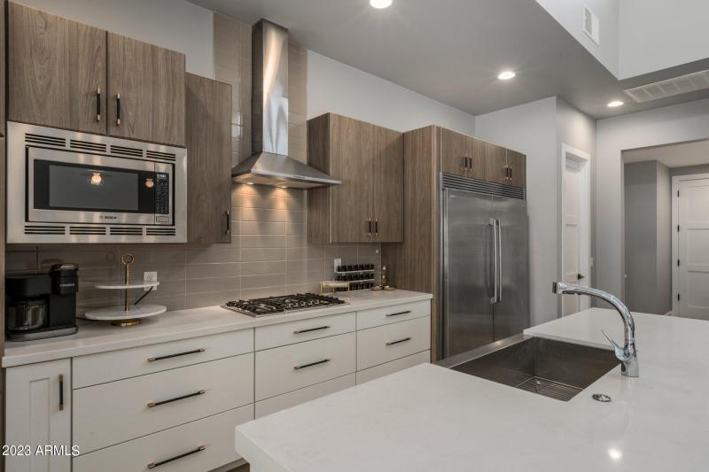 Kitchen with Quartz Island