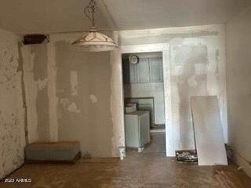 D014214E-C28A-4E6E-8E9F-6C8104DFCB7B_4_5