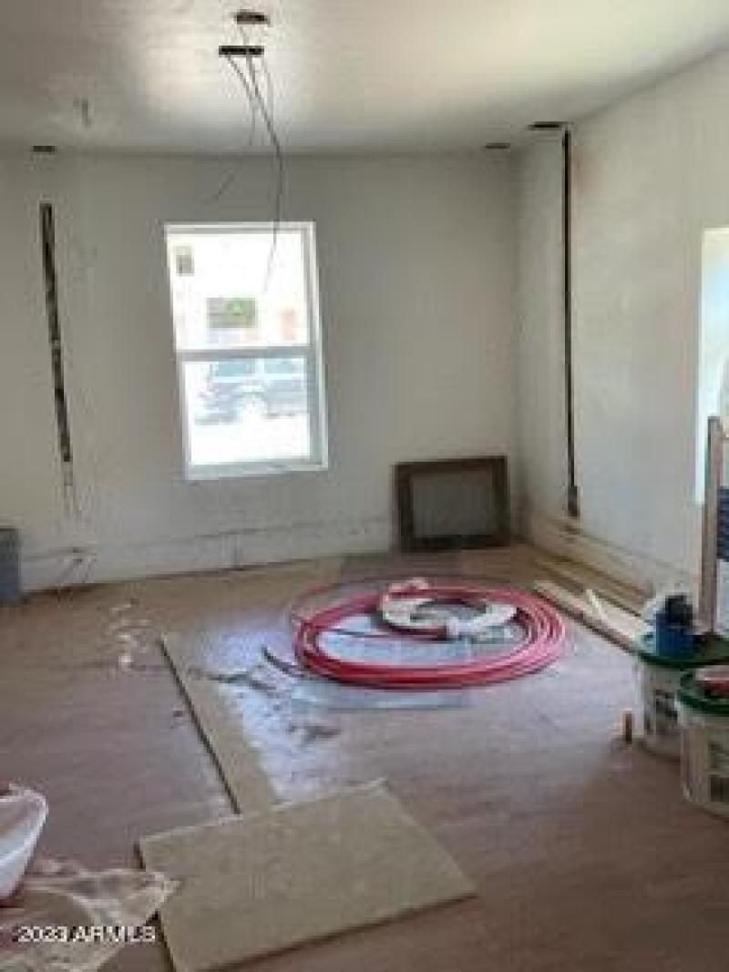 D533A381-94D8-4E1D-8101-B67A3F92AD83_4_5