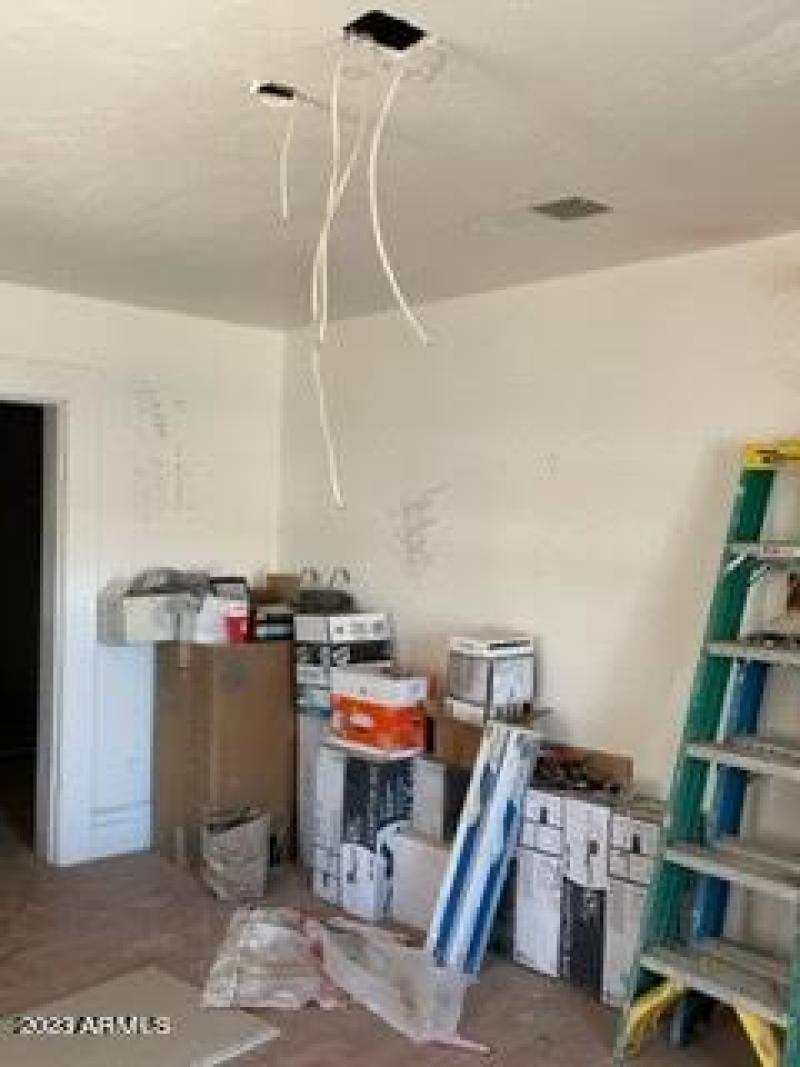 BF4C0C54-2385-420C-B8CD-FF681C6D24FD_4_5