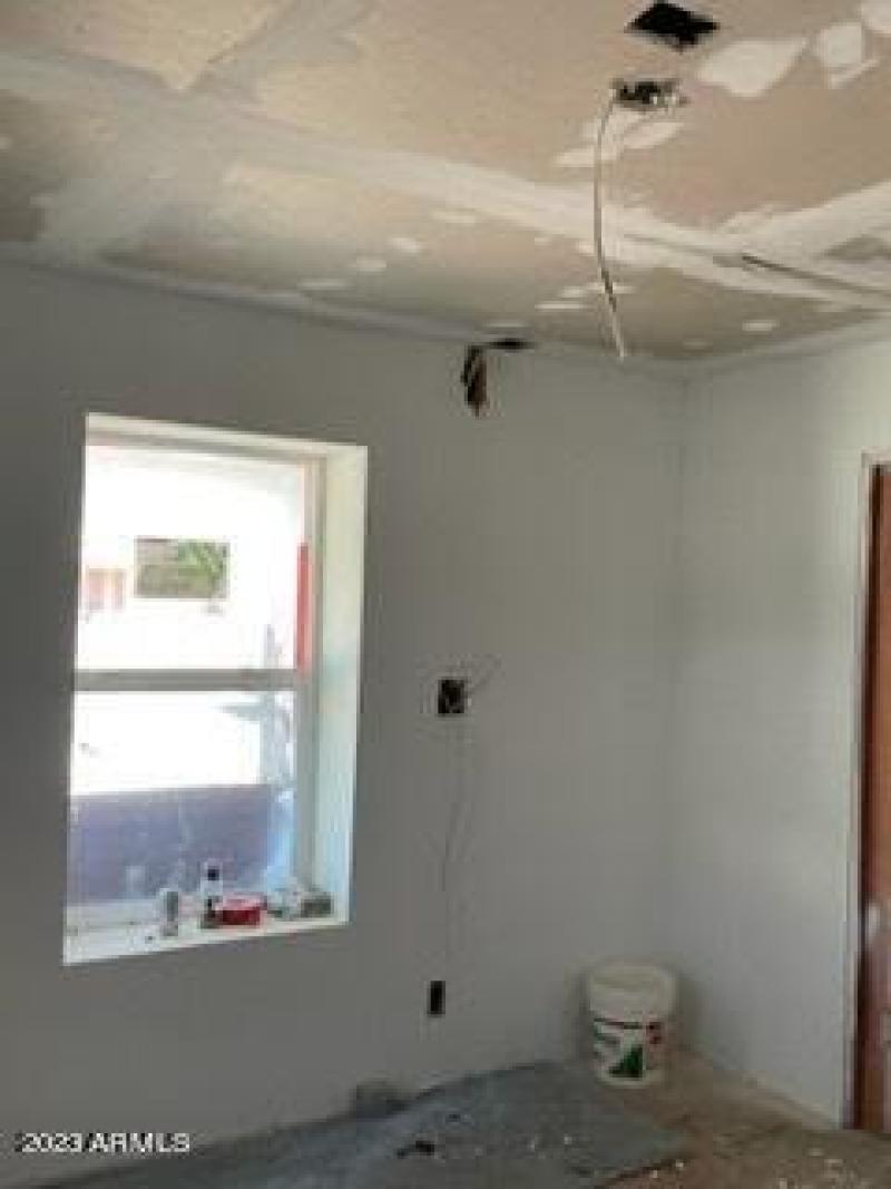 2680EBA1-5369-4603-9789-52BD0E753AC0_4_5