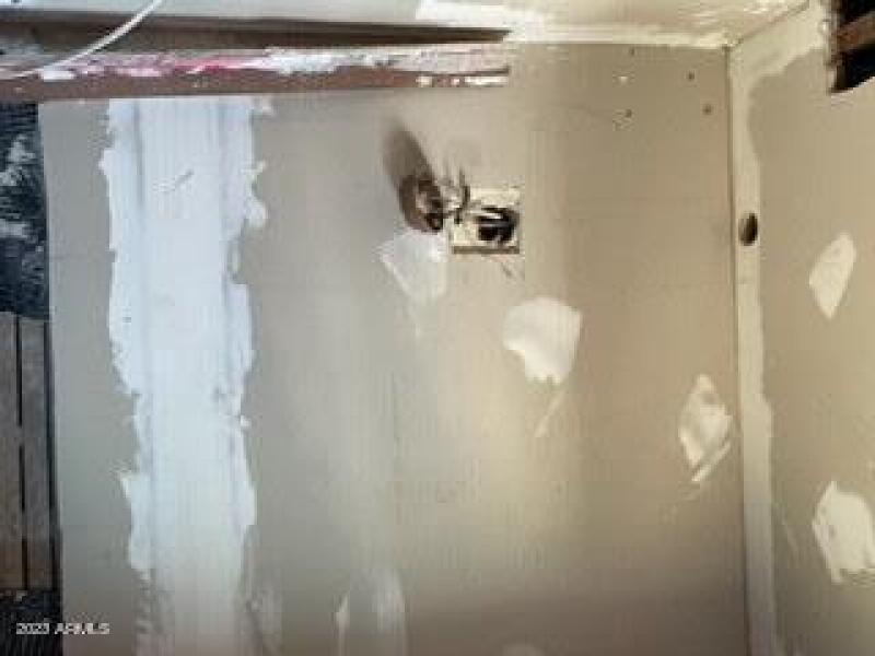 C777D908-0B21-495F-89BA-D32A9F4FB8AA_4_5