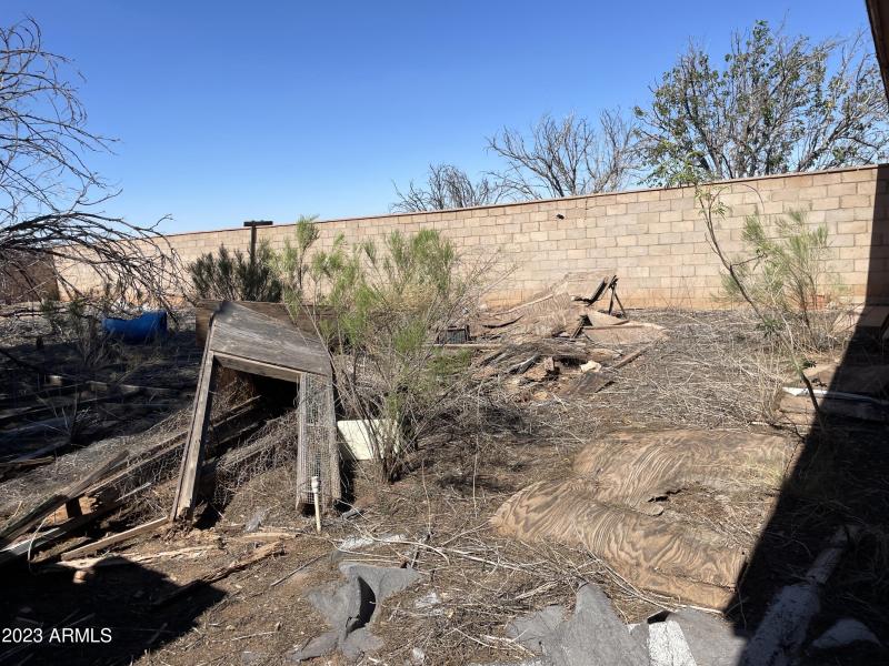 9FB04274-A91F-4C80-82C5-3DEF0CBCAEFB