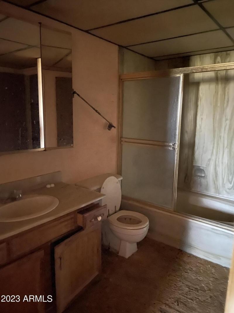 F92D67D6-CE9D-4A2B-8C33-E6471939E0DB