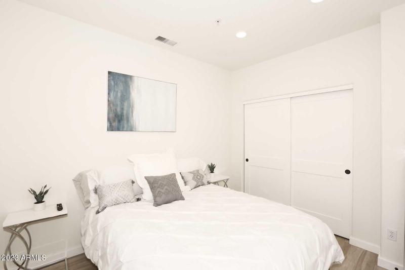 2nd Bedroom2
