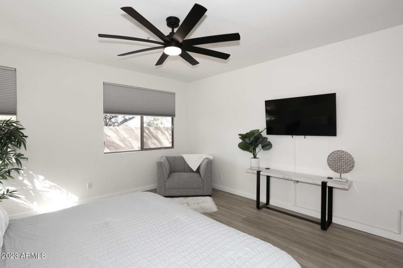 Primary Bedroom2