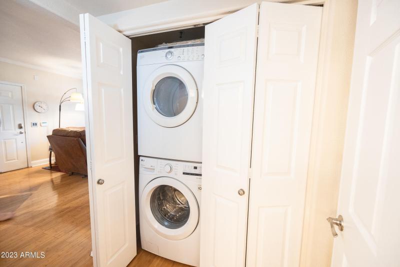 stackable washer and dryer included_
