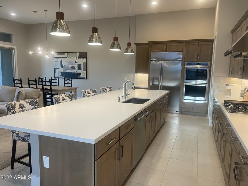 335C7EF8-7E74-40CD-B928-15964FDC0BC0