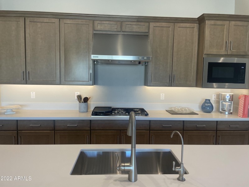 7E4A1230-54AF-4CB2-9322-26F85BEBFBB4