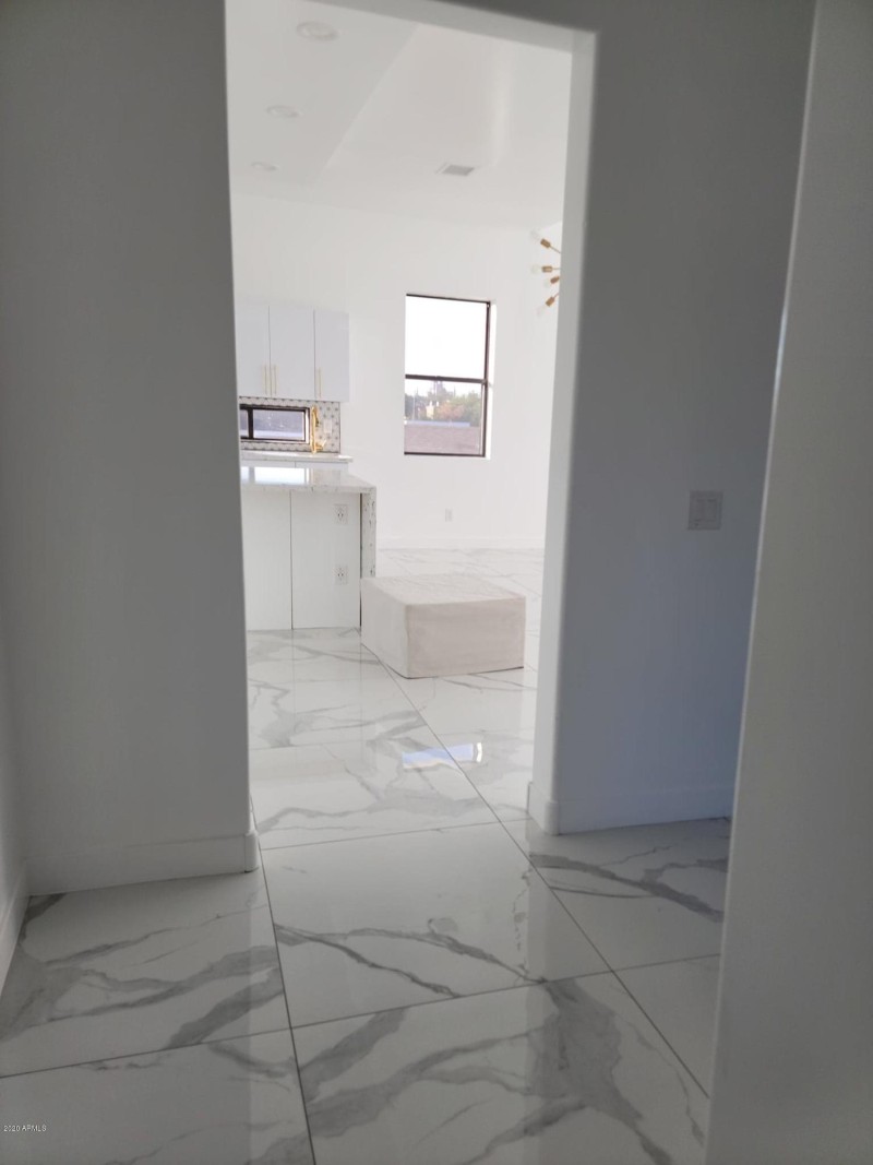 128094392_696786341224872_45008047525670