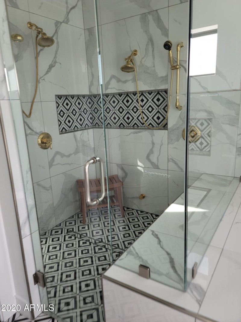 128516985_296993121670388_66467508454345