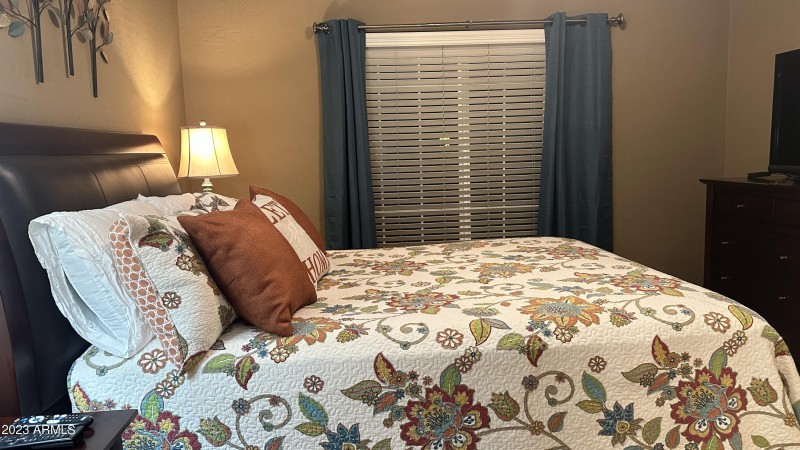 Queen Bed
