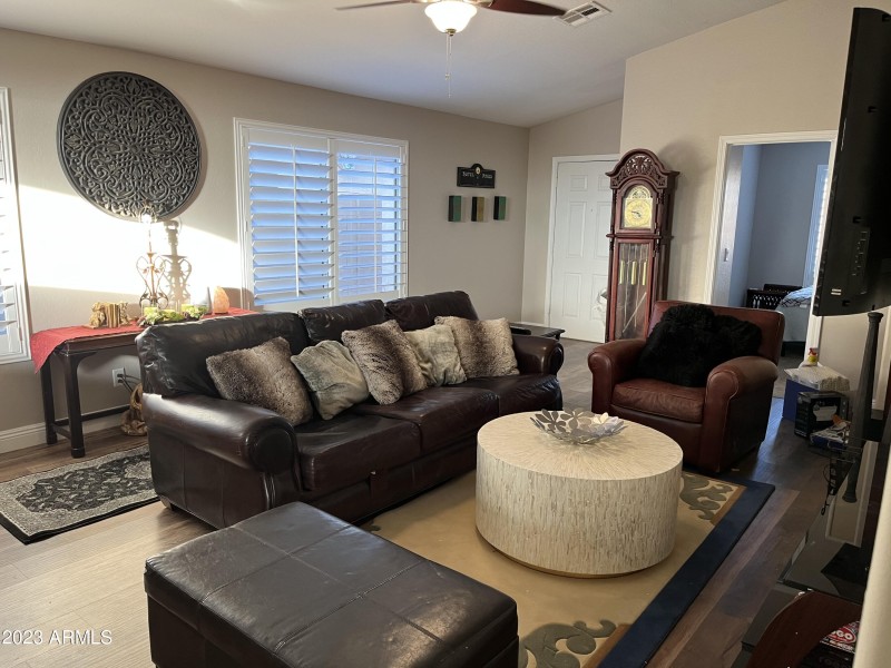 DE202694-A1D1-410D-8424-BCA0EC7AFC99