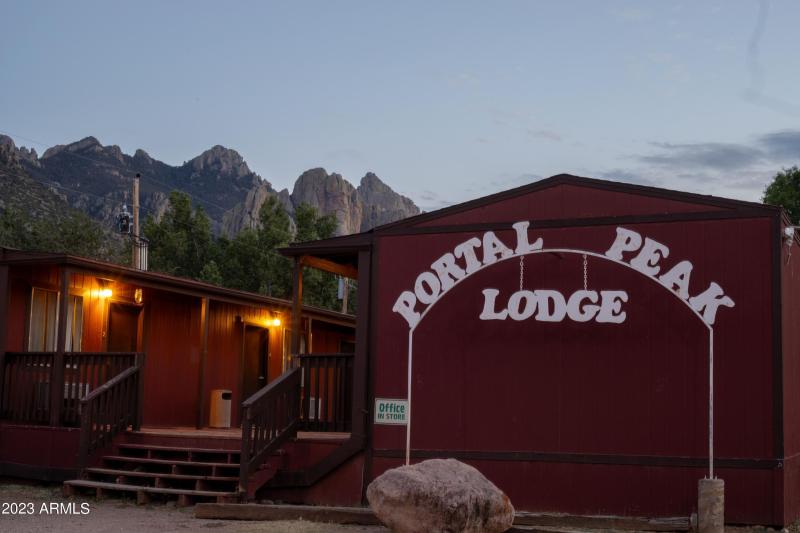 Lodge Evening View