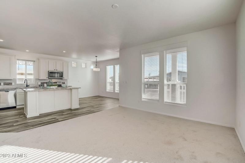 8-web-or-mls-N Trekell Rd 182-006