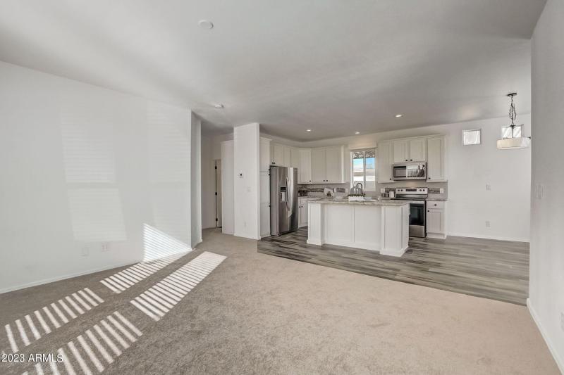 9-web-or-mls-N Trekell Rd 182-007