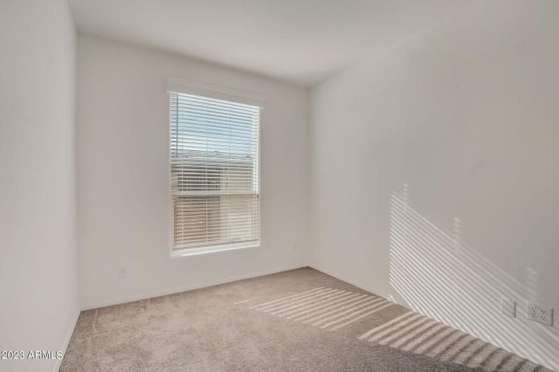 18-web-or-mls-N Trekell Rd 182-016