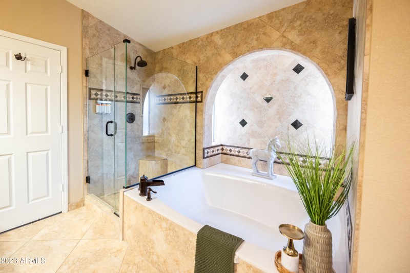 primary bath seperate tub and shower