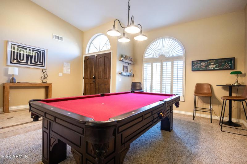 pool table room