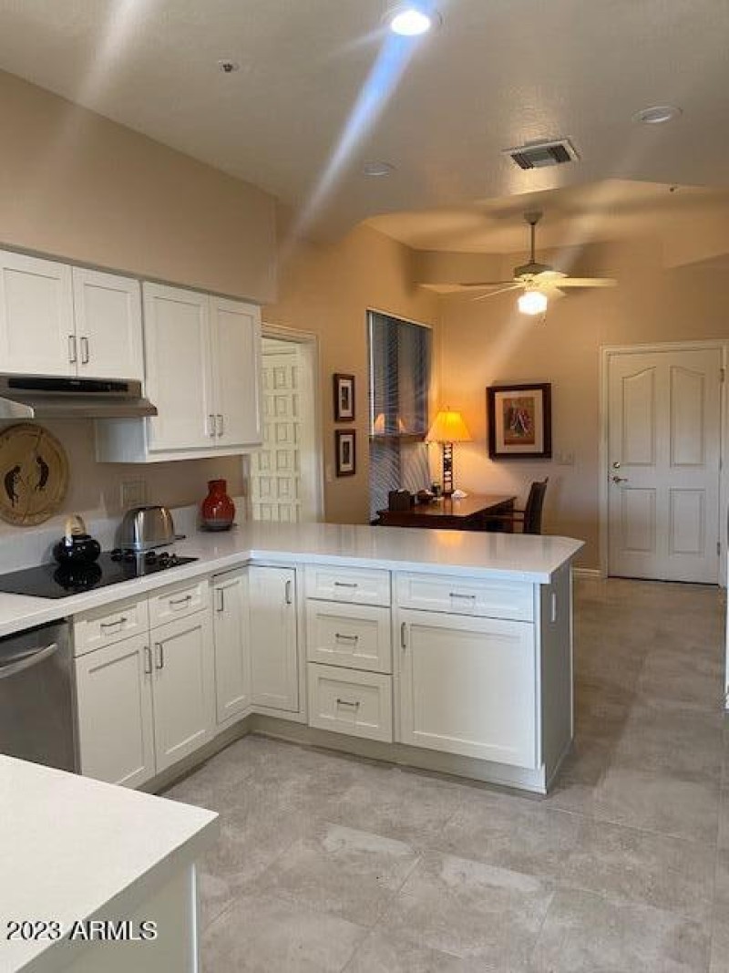 S.T. Kitchen