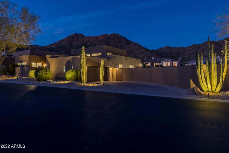 3) FRONT OF HOME
