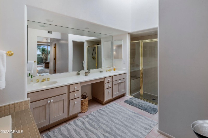 10-web-or-mls-HUB06265