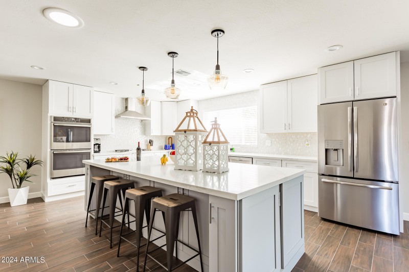 ar-and-Stainless-Steel-Appliances