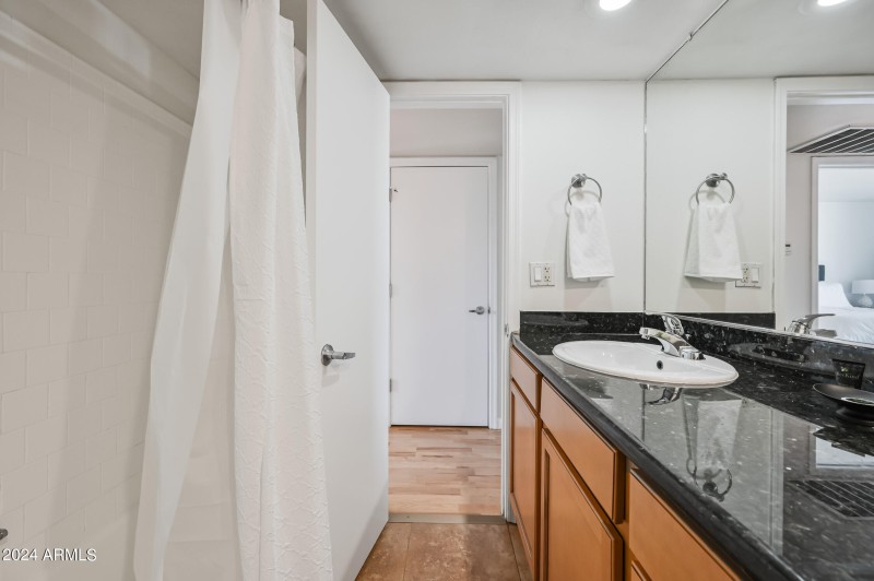 oxupix-1702WTL230-13