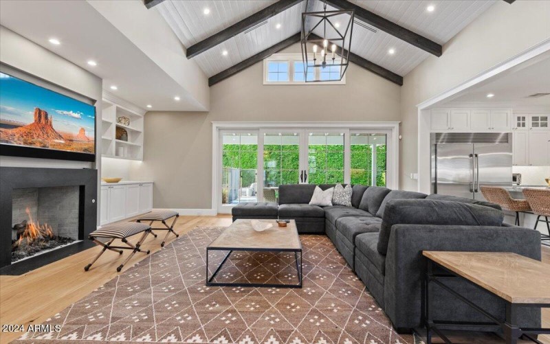 08-4549 E. Calle Tuberia 02