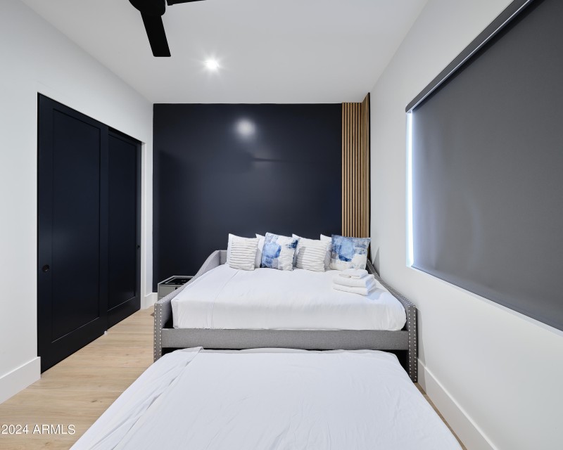 PropertyImageCo_7707E3rdSt_WEB_32