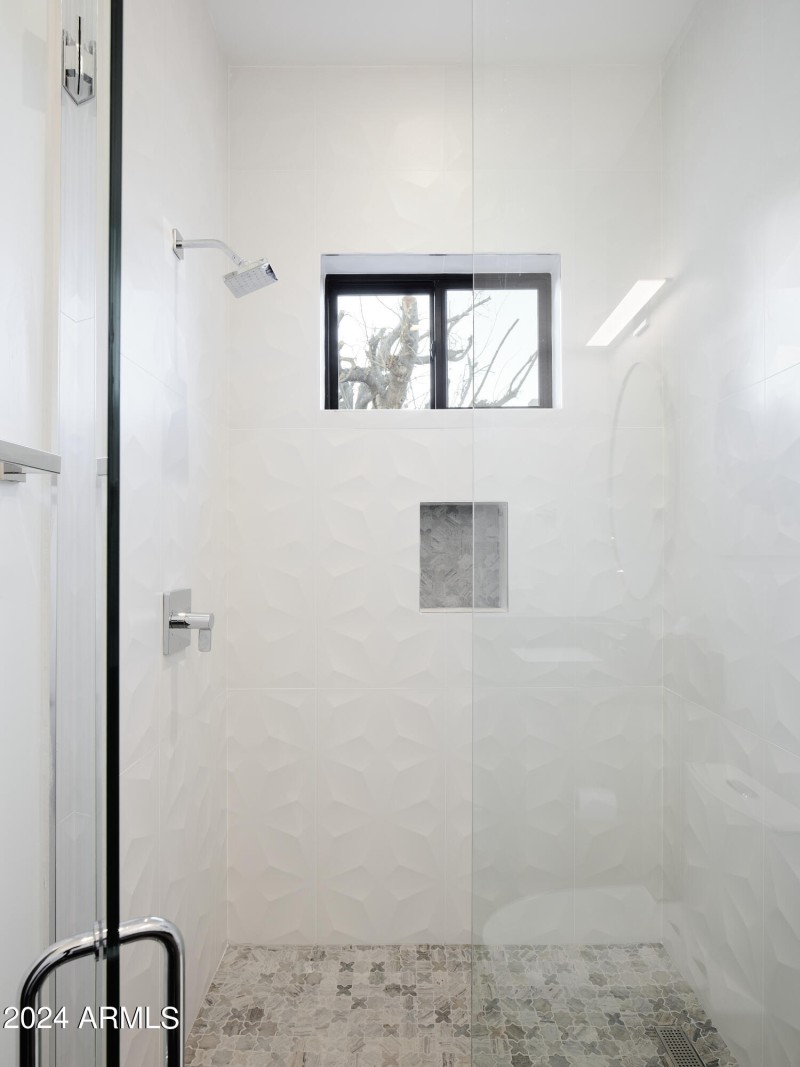 PropertyImageCo_7707E3rdSt_WEB_45