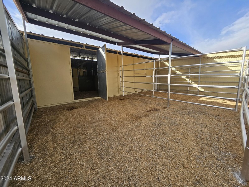 Stall Outdoor Pen