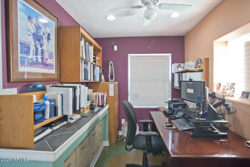 Office1