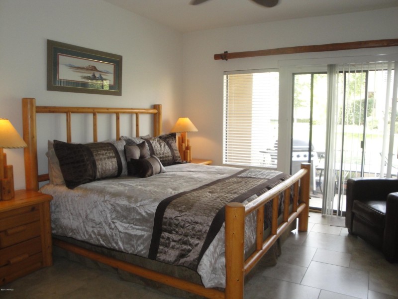 DOWNSTAIRS MASTER BEDROOM