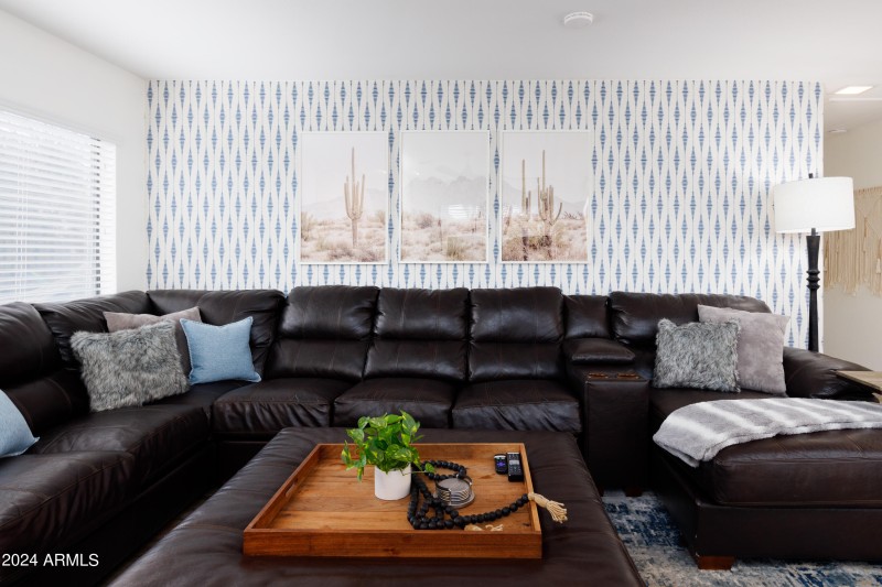 Family Room 1 of 2