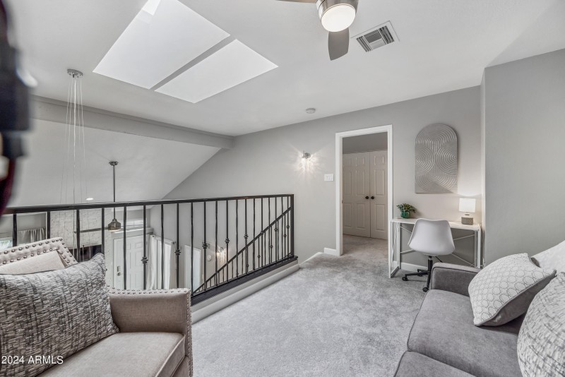 38-1717EUHD1052-ocupix 3-8