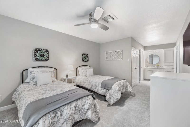 41-1717EUHD1052-ocupix 3-8