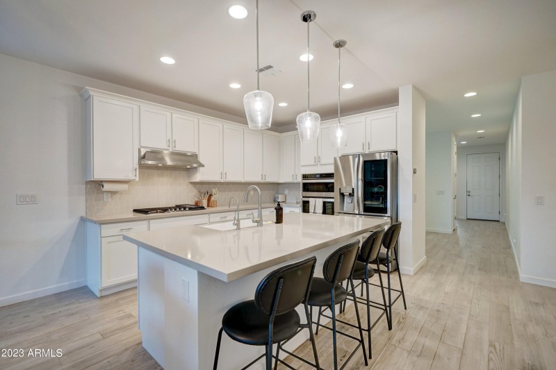 26523 N Thornhill-10