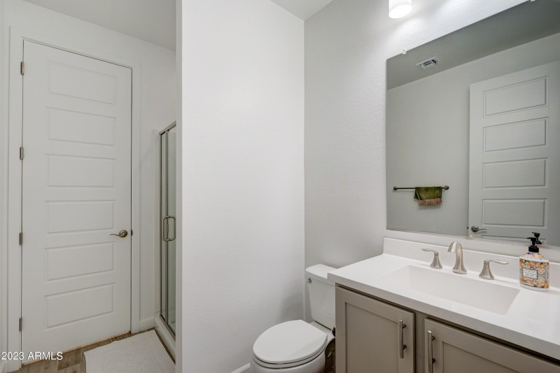 26523 N Thornhill-18