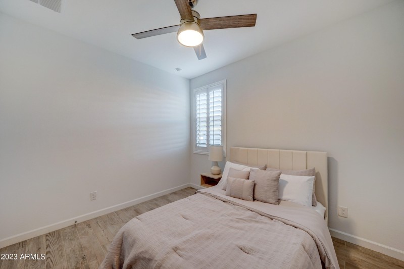 26523 N Thornhill-22