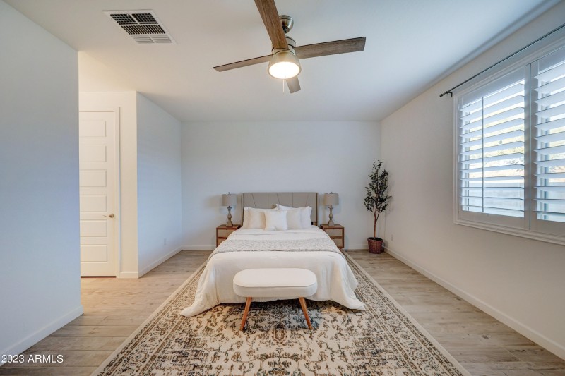 26523 N Thornhill-27