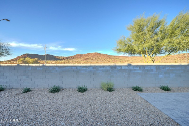 26523 N Thornhill-36