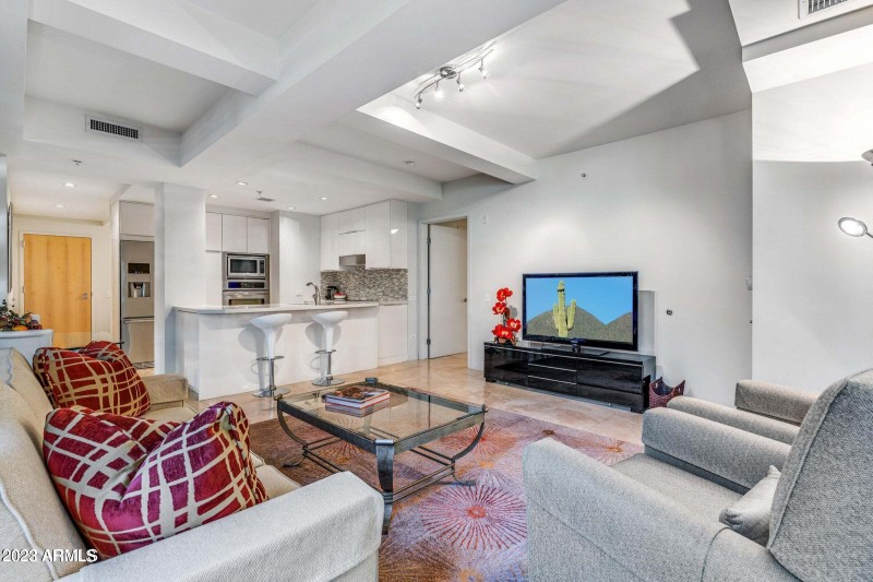 20220523182055024663000000-o