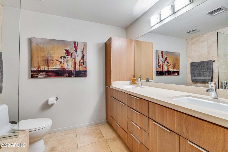 20220523181954560526000000-o