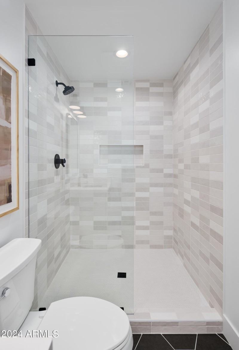 PropertyImageCo_5402EMarilynRd_WEB_11