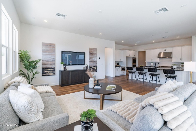 Piperton Great Room 4