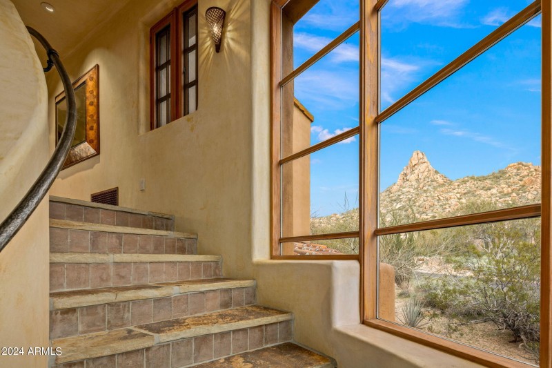 33-web-or-mls-Stairway ~ Iconic Pinnacle