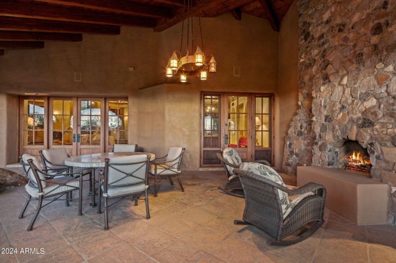 40-web-or-mls-Outdoor Living Areas